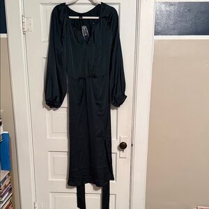 scoop raglan cape dress dark green pine grove satin L (12-14)